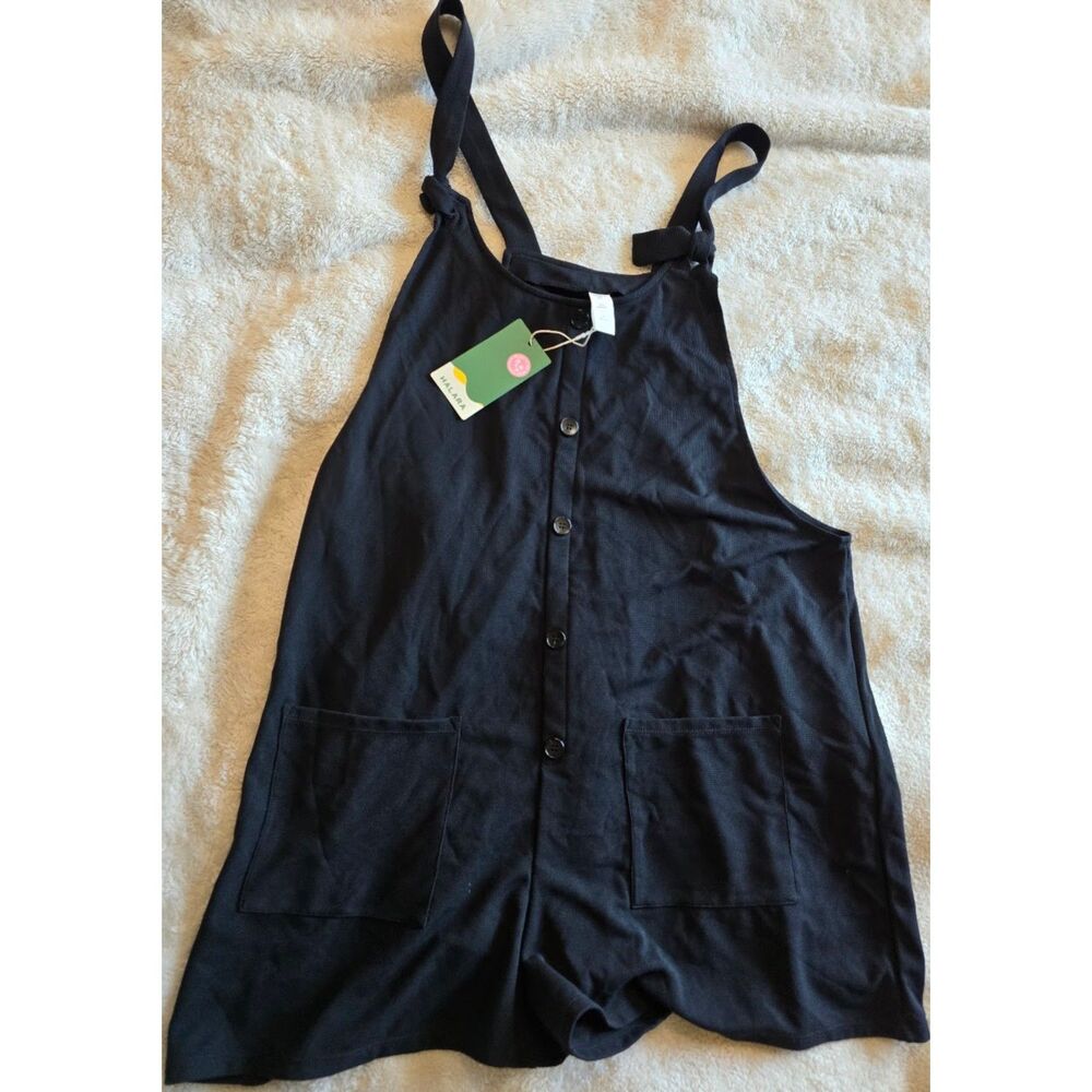 Halara Knot Strap Decorative Pockets Waffle Short Overalls NWT